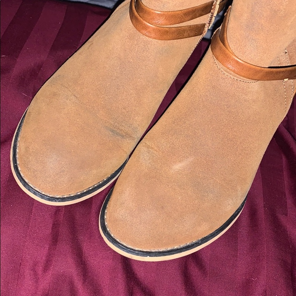 Tan Bucco Ankle Booties size 9 - Picture 2 of 8